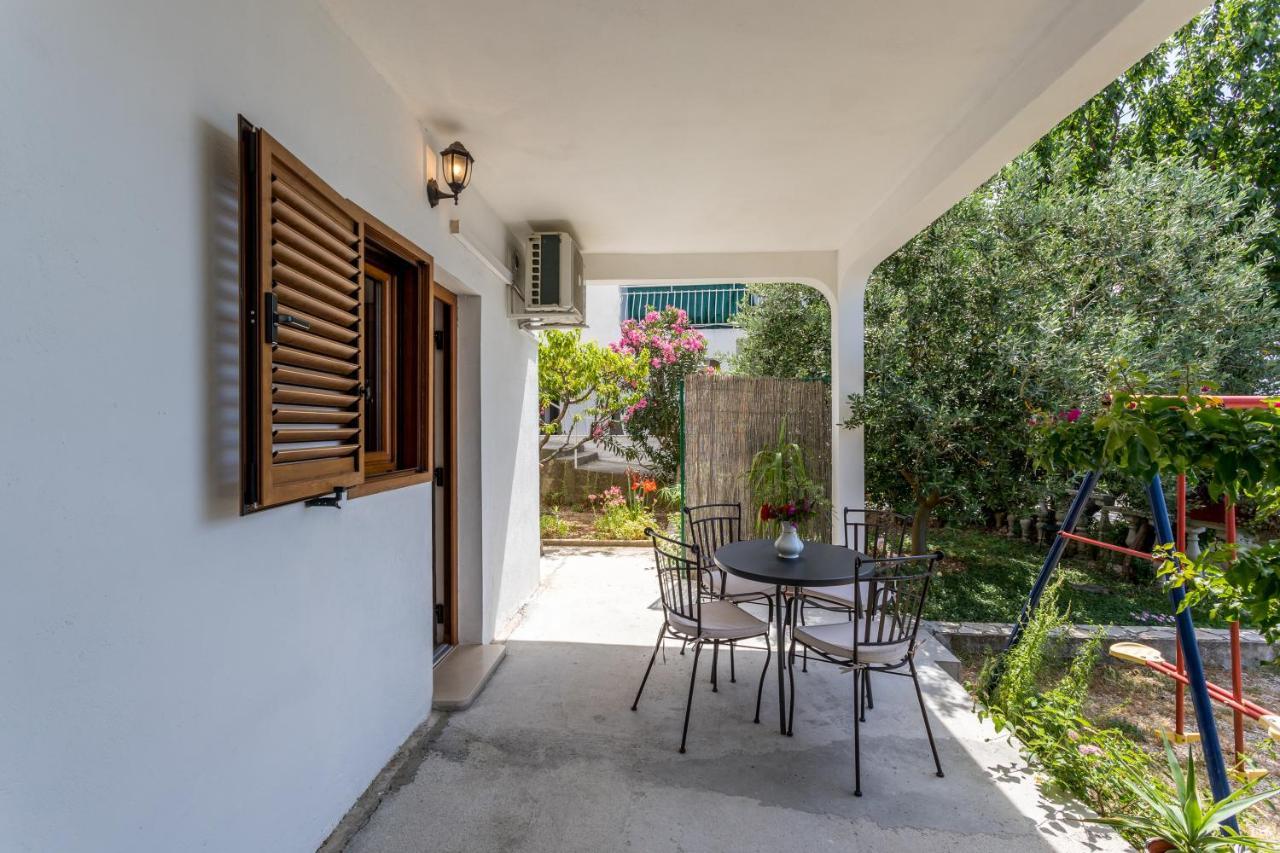 Apartments Drago Kovacic Omiš Exterior foto