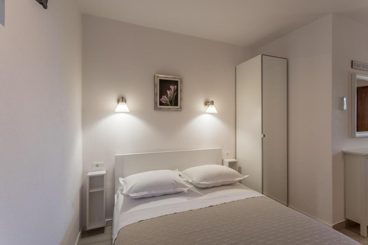 Apartments Drago Kovacic Omiš Exterior foto
